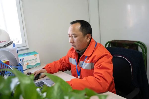 “磷”跑先鋒 | 李勝軍：以結(jié)果為導(dǎo)向，出色完成每一項(xiàng)任務(wù)