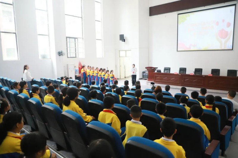 春暉心行·微愛傳遞|中偉銅仁、開陽產(chǎn)業(yè)基地開展愛心助學(xué)活動