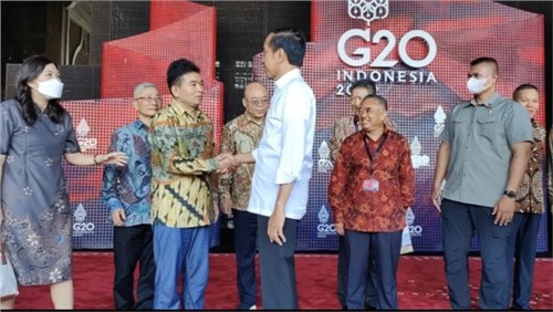 中偉股份董事長(zhǎng)鄧偉明出席B20峰會(huì)丨受到印尼總統(tǒng)接見，取得豐碩成果