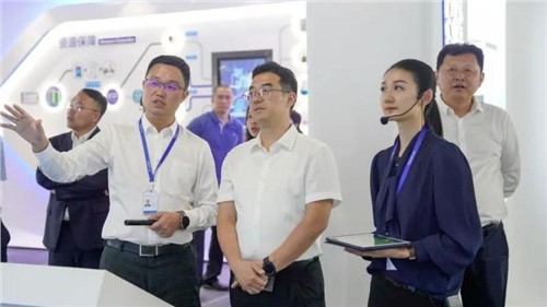 關(guān)企共筑“全球化”基石|長(zhǎng)沙海關(guān)黨委書記、關(guān)長(zhǎng)沈大為調(diào)研中偉股份